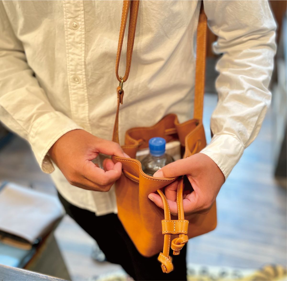 古い　巾着　バッグ　昭和レトロ　ノーシン　ハイタミン　製薬　極レア　帆布　本革 巾着ショルダーバック 国産本革使用N-0173(1点) 鞄 バック